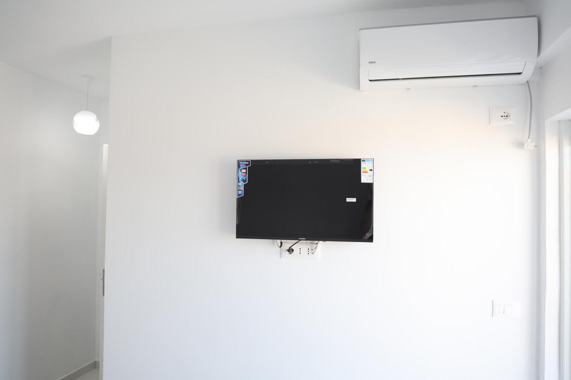 Ida Apartments Sarande Exterior photo